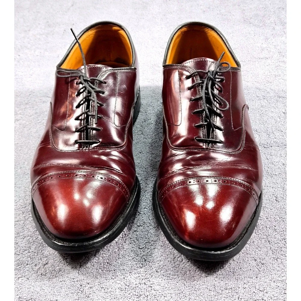 Allen Edmonds Fifth Avenue Mens 11 B Burgundy Leather Cap Toe Oxford Shoes